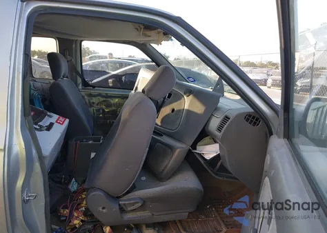 2000 Nissan Frontier Desert Runner Se-V6/Desert Runner Xe-V6 из США, поврежденный, VIN 1N6ED26T3YC374388